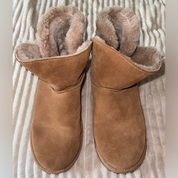 UGG Chestnut with Chevron fur back size 11 - Picture 6 of 10